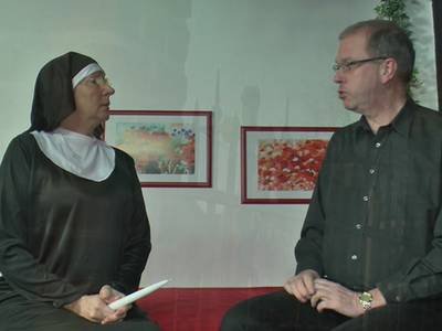 Reife Nonne lässt sich hemmungslos durchnageln